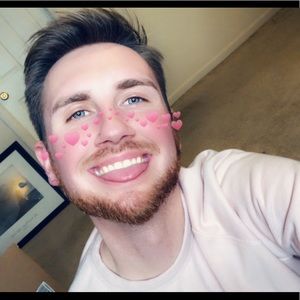 Meet your Posher, Alex